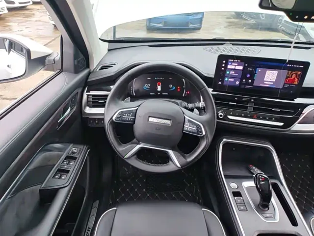 Haval H6 — Фото автомобиля 10