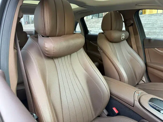 Mercedes-Benz E-Class — Фото автомобиля 13