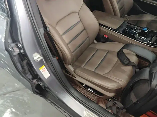BYD Han — Фото автомобиля 24