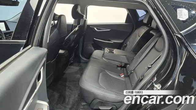 Kia EV6 — Фото автомобиля 12
