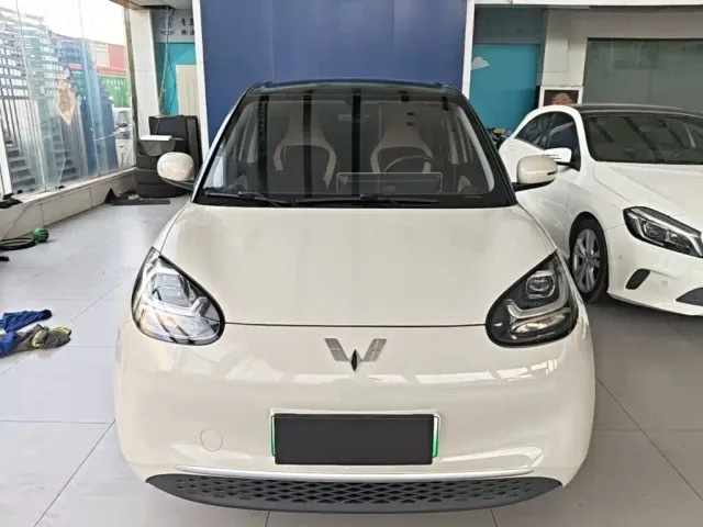 Wuling Bingo — Фото автомобиля 2
