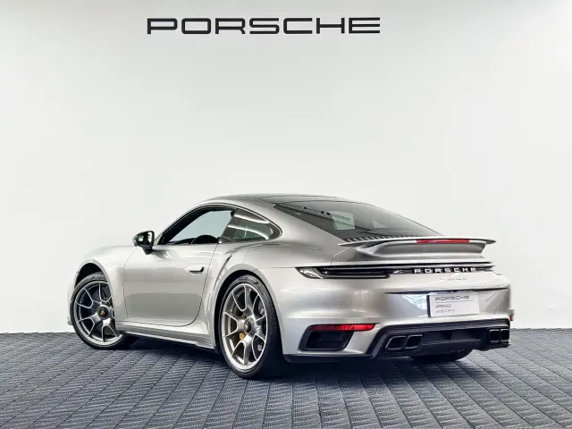 Porsche 911 — Фото автомобиля 5