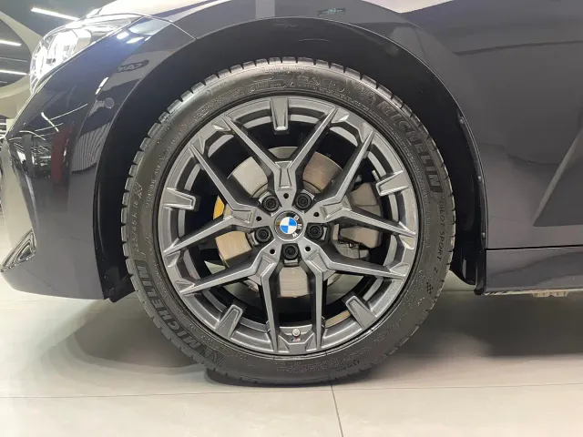BMW 3 Series — Фото автомобиля 13