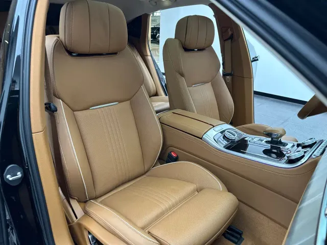 Hongqi H9 — Фото автомобиля 21