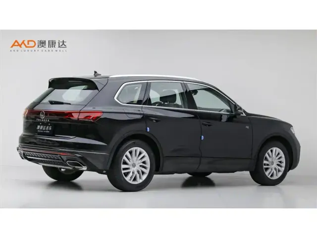 Volkswagen Touareg — Фото автомобиля 3