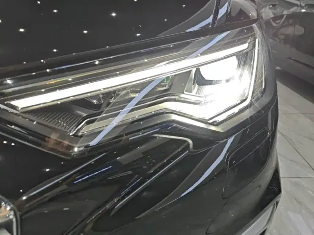 Audi Audi A6L 2024 45 TFSI quattro Premium Dynamic — Фото автомобиля 23