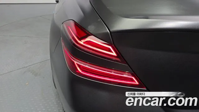 Genesis G70 New — Фото автомобиля 23