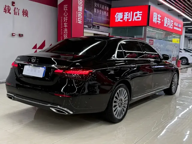 Mercedes-Benz Mercedes-Benz E-Class 2023 Facelift E 300 L Fashion — Фото автомобиля 8