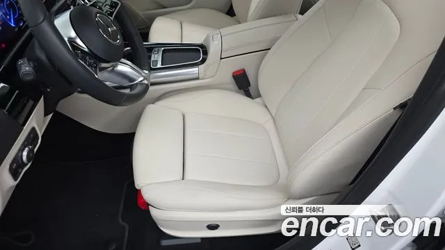 Mercedes-Benz EQA — Фото автомобиля 25