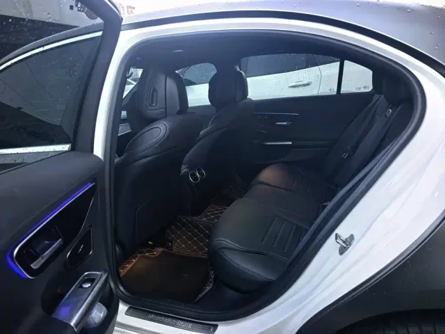 Mercedes-Benz C-Class — Фото автомобиля 8