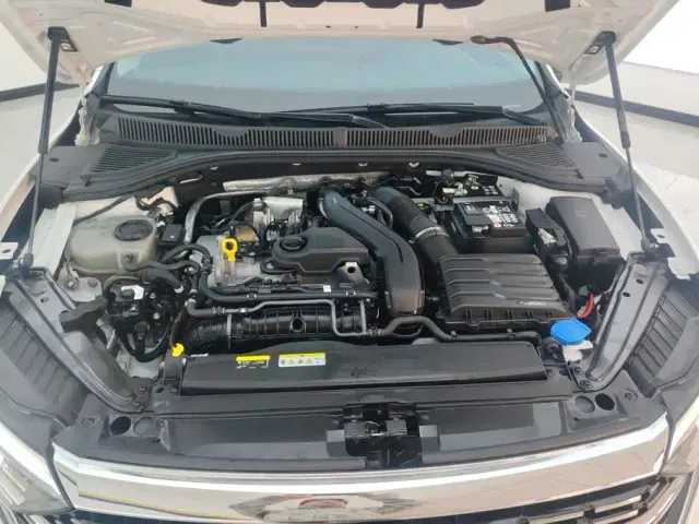 Volkswagen Sagitar — Фото автомобиля 10