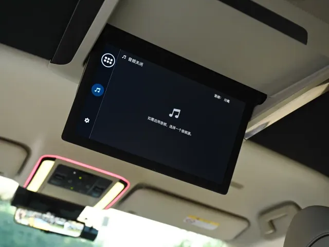 Toyota Alphard — Фото автомобиля 18