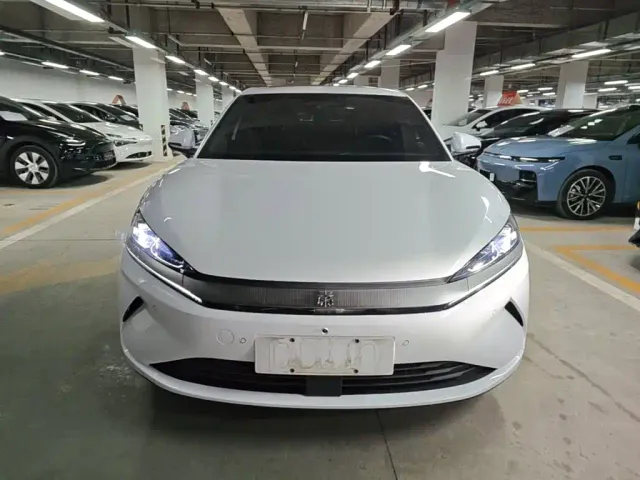 BYD Qin L — Фото автомобиля 2