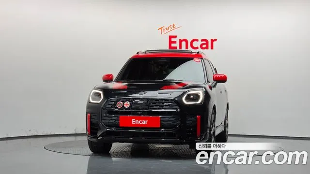 MINI Countryman 3rd Gen — Фото автомобиля 3