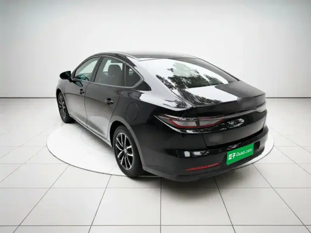 BYD Seal 05 DM-i — Фото автомобиля 4
