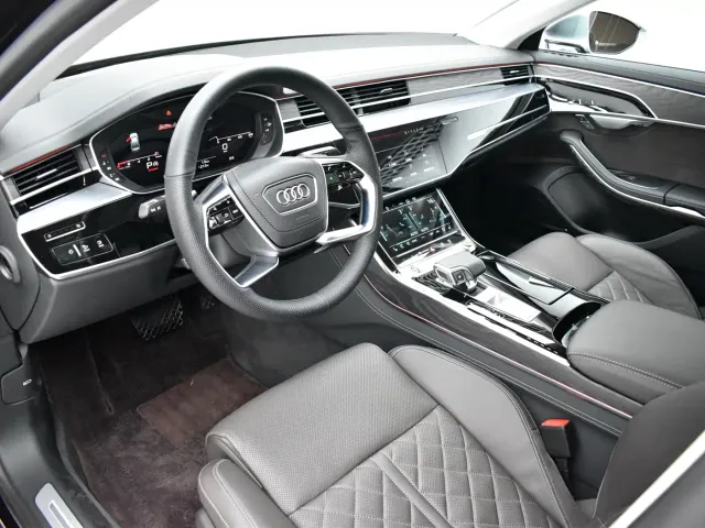Audi A8 — Фото автомобиля 5