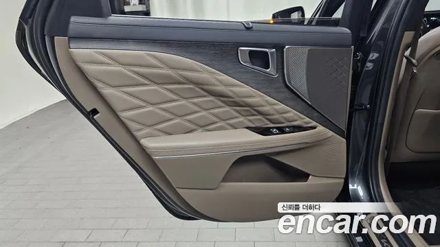 Kia K8 K8 Hybrid — Фото автомобиля 24