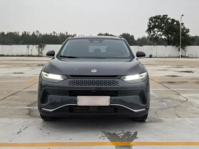 Leapmotor C11 — Фото автомобиля 2