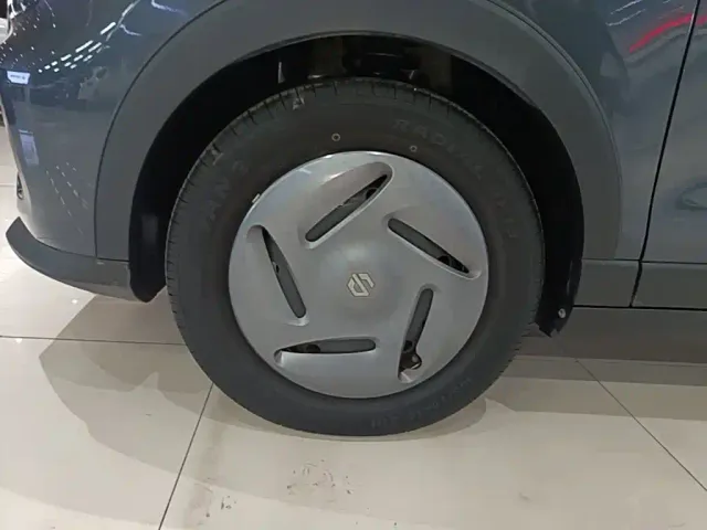 Leapmotor T03 — Фото автомобиля 22