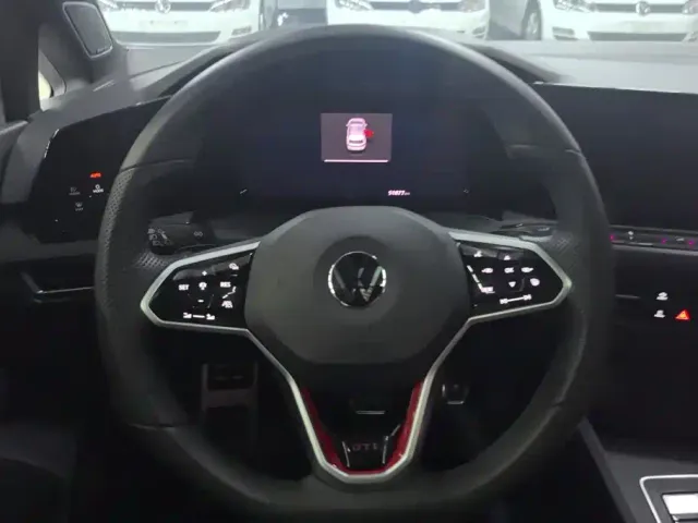 Volkswagen Golf GTI — Фото автомобиля 15