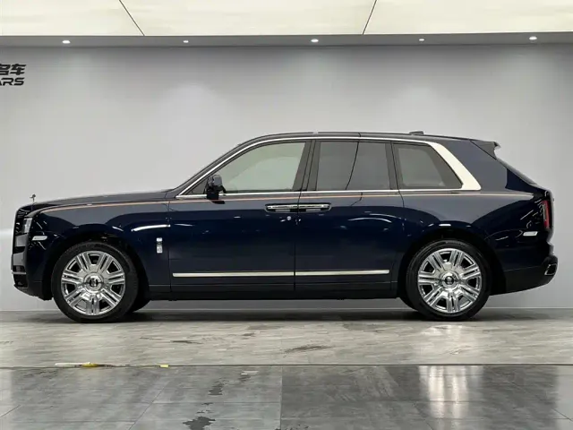 Rolls-Royce Cullinan — Фото автомобиля 7