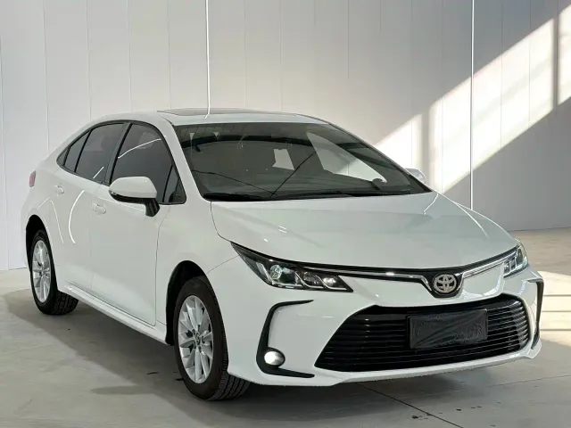 Toyota Corolla — Фото автомобиля 3