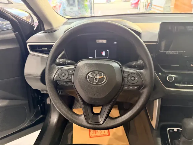 Toyota Corolla Cross — Фото автомобиля 6