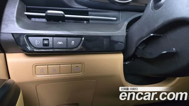 Kia Canival Carnival 4 поколение Дизель 9 мест Prestige — Фото автомобиля 16