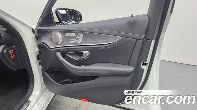 Mercedes-Benz E-Class E-класс W213 — Фото автомобиля 23