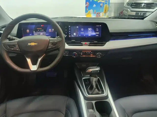 Chevrolet Monza — Фото автомобиля 12