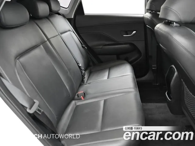 Hyundai Kona — Фото автомобиля 12