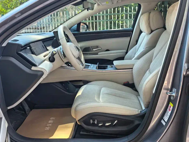 BYD Han L — Фото автомобиля 6