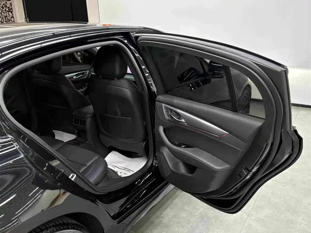 Cadillac CT5 — Фото автомобиля 21