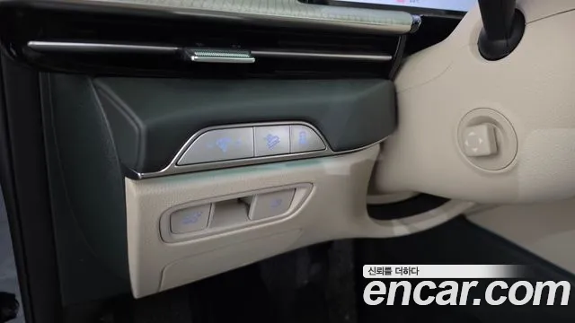 Genesis GV80 — Фото автомобиля 27