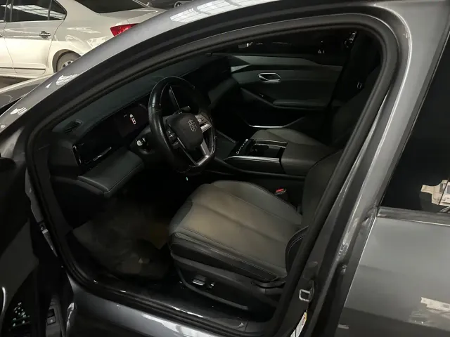 BYD Qin L — Фото автомобиля 4