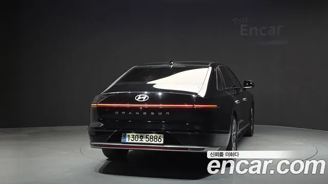 Hyundai Grandeur GN7 — Фото автомобиля 4