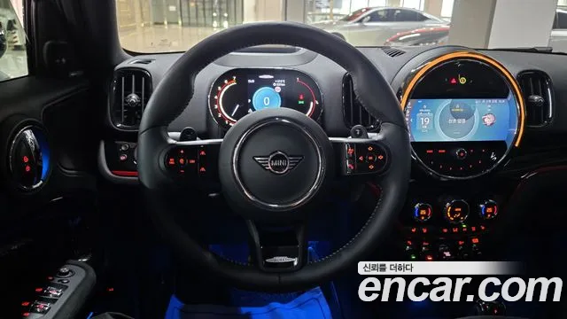 Mini Countryman — Фото автомобиля 12