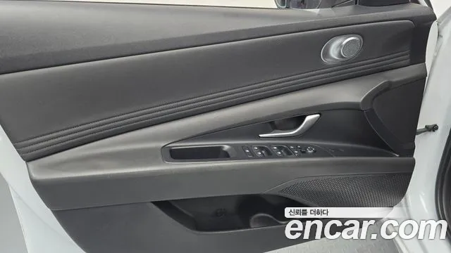 Hyundai Avante CN7 — Фото автомобиля 13