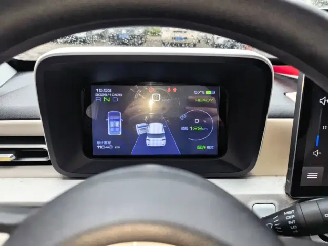 Wuling Hongguang Mini EV — Фото автомобиля 11