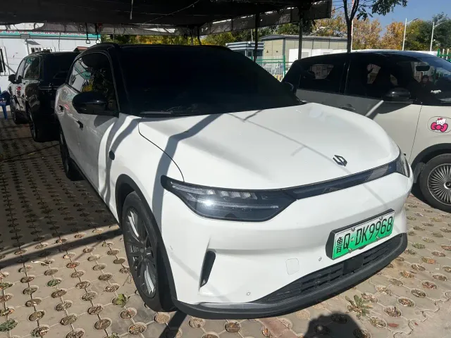 Leapmotor C11 — Фото автомобиля 3