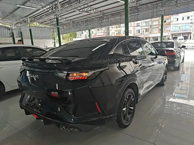 Dongfeng Yixuan — Фото автомобиля 6