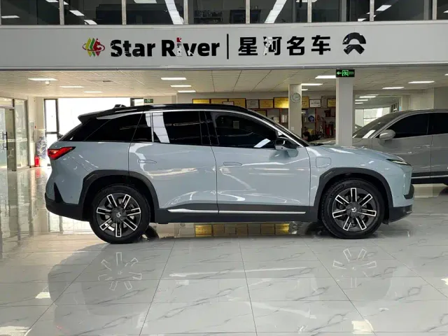 Nio ES6 — Фото автомобиля 4