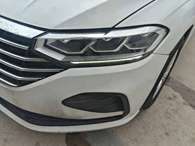 Volkswagen Lavida — Фото автомобиля 23