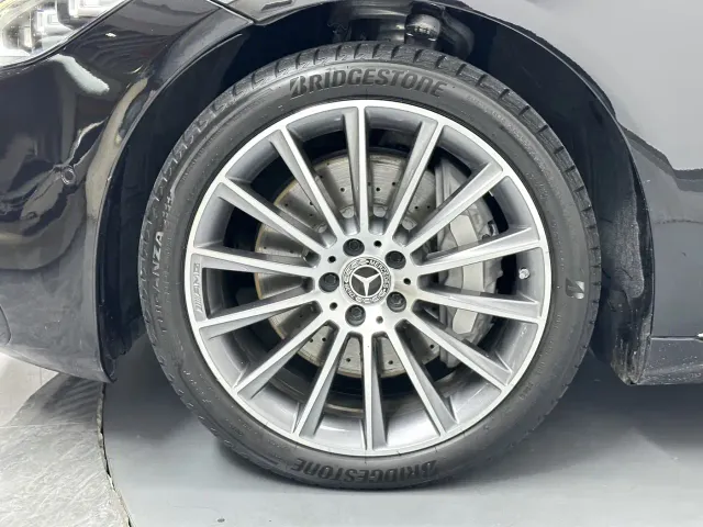 Mercedes-Benz S-Class — Фото автомобиля 23