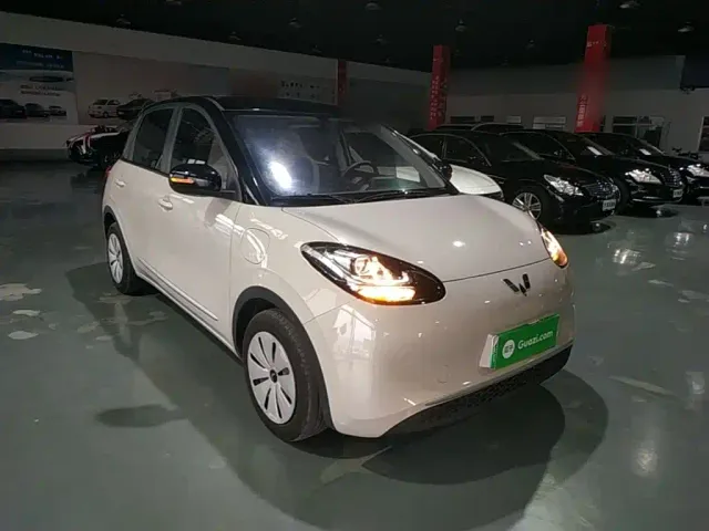 Wuling Bingo — Фото автомобиля 21