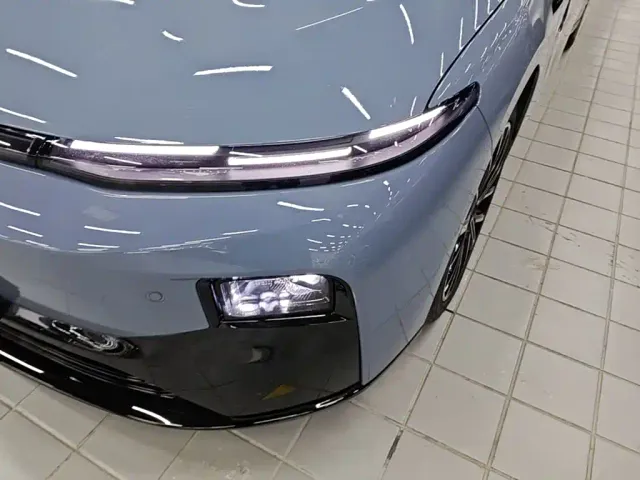 Leapmotor B01 — Фото автомобиля 23