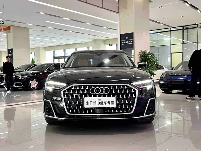 Audi A8 — Фото автомобиля 2