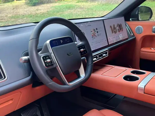 Li Auto L7 — Фото автомобиля 7