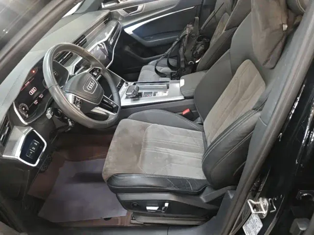 Audi A6L — Фото автомобиля 14