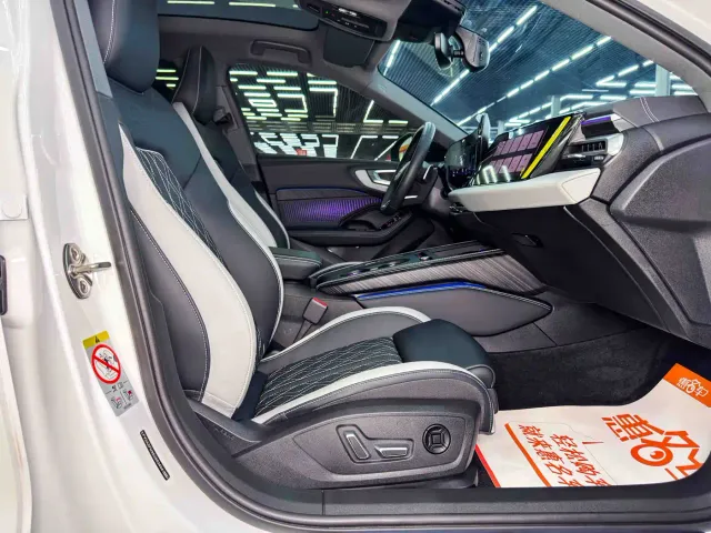Audi A5L — Фото автомобиля 14